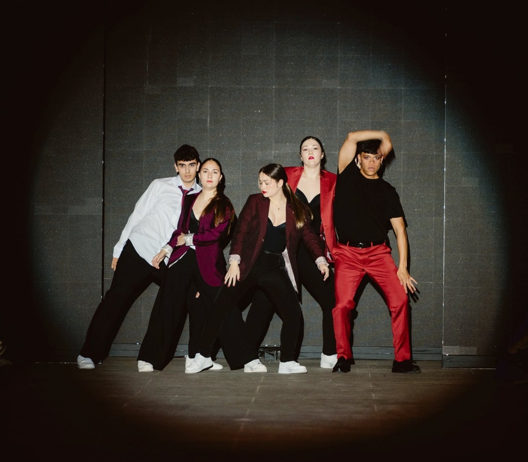 Elegancia sobre la pasarela de la mano de Sastrería Aldabaldetreku