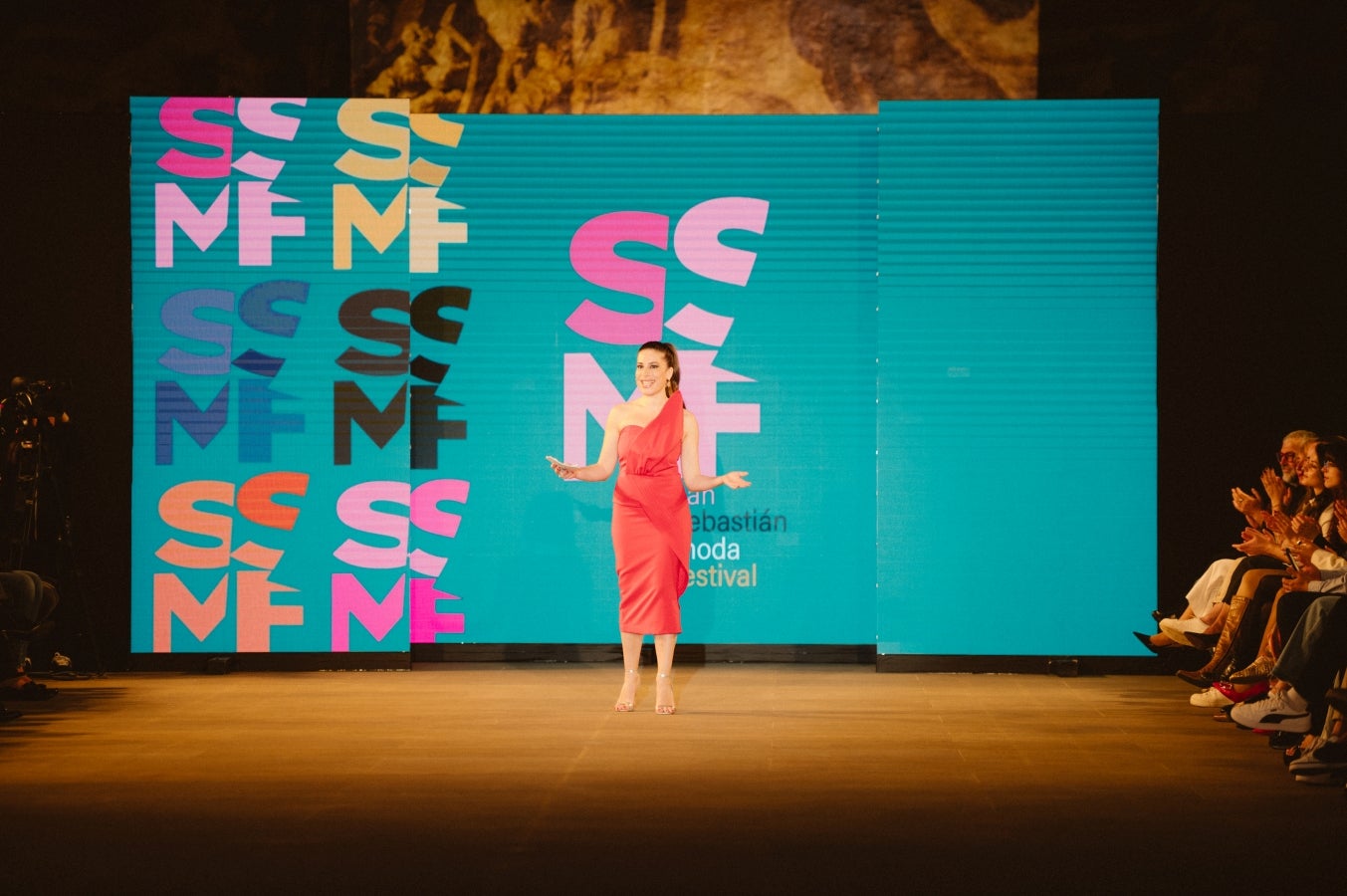 Las mejores imágenes del desfile de Ramón Ezkerra