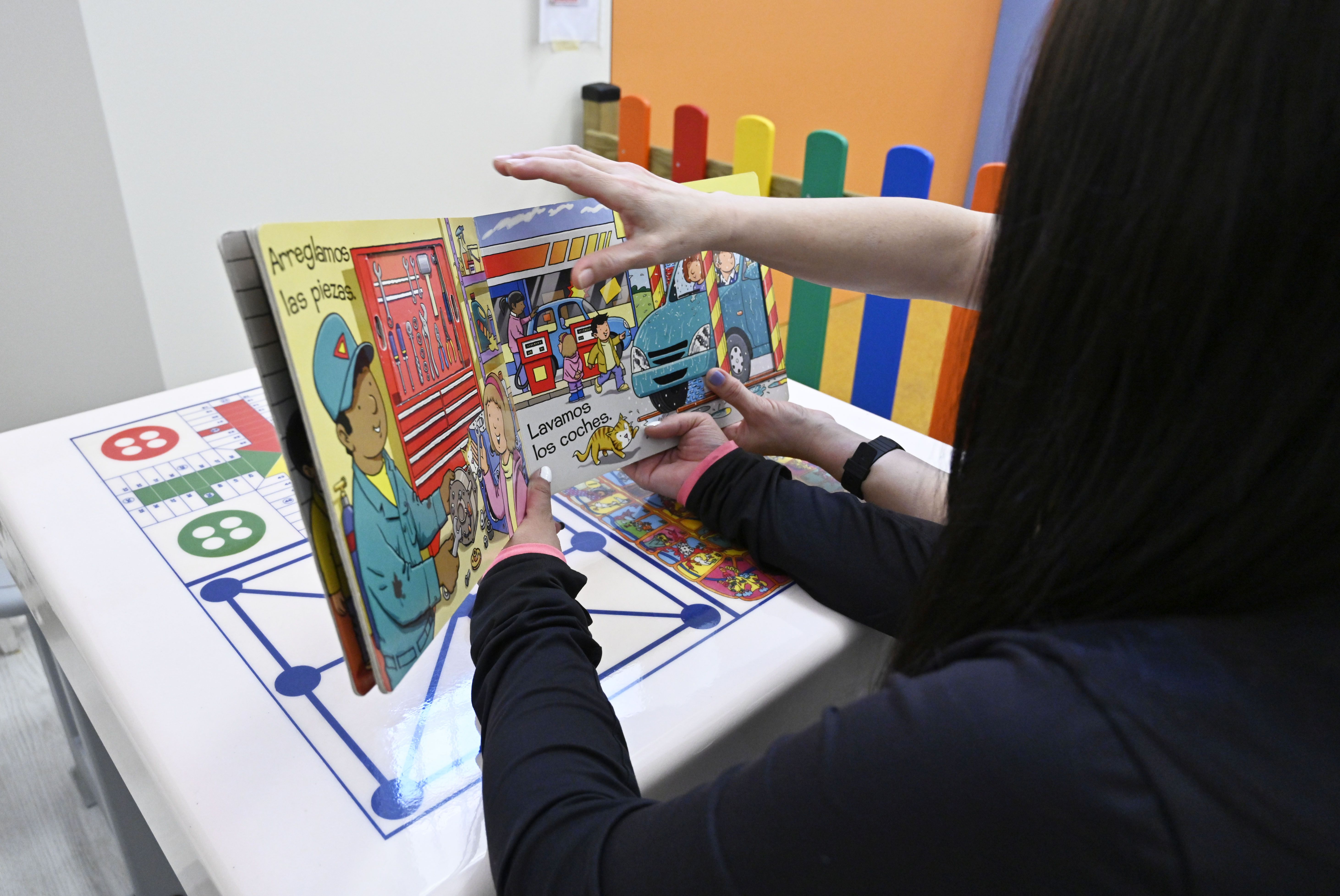 Ahora no pueden contarle un cuento a sus hijas, pero ya piensan en todo lo que harán cuando salgan de prisión. «Irnos de vacaciones, hacer muchas cosas juntas».