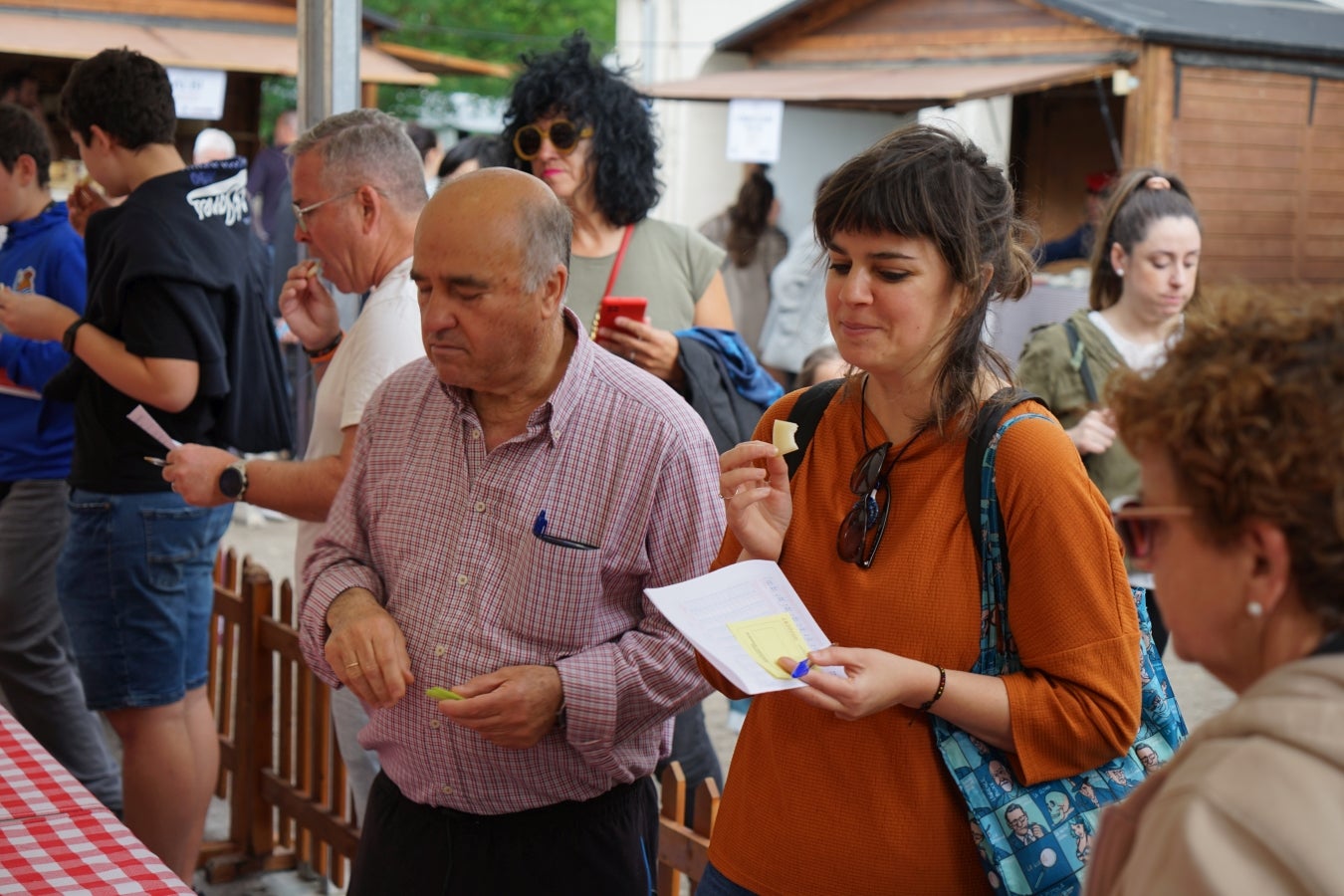 Gazta Azoka jendetsua Idiazabalen