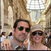 Emma García, de celebración en Milán con felicitación en euskera para su marido