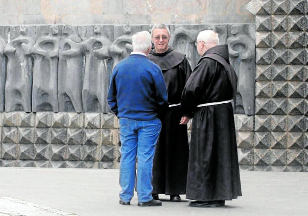 La obra muestra una perspectiva profunda de lo que significa Arantzazu en la sociedad.