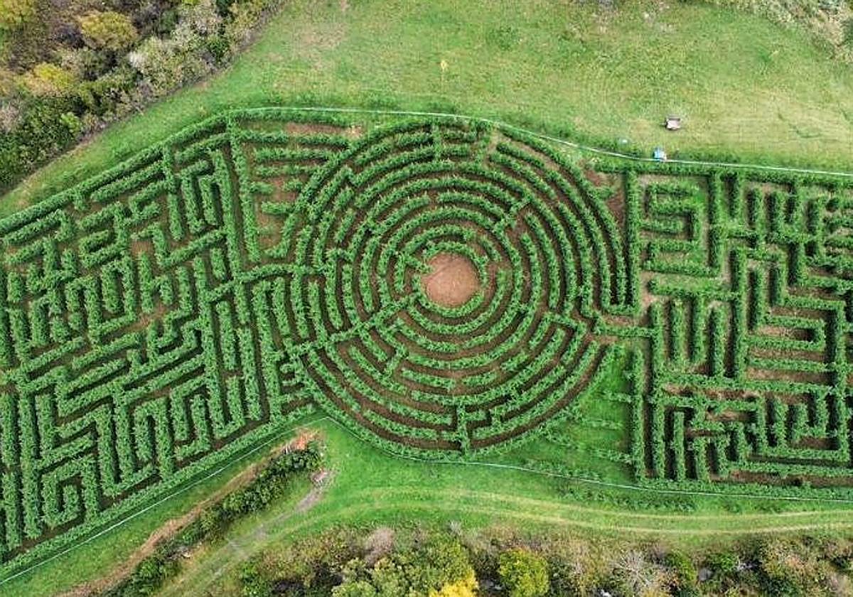 Imagen aérea del 'Laberinto de los Pirineos', ubicado a 1.248 metros de altitud en la localidad de Piedrafita de Jaca