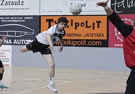 Oihan Balenciaga ha sido el máximo anotador del Amenabar Zarautz y sus goles serán importantes en la fase de ascenso.