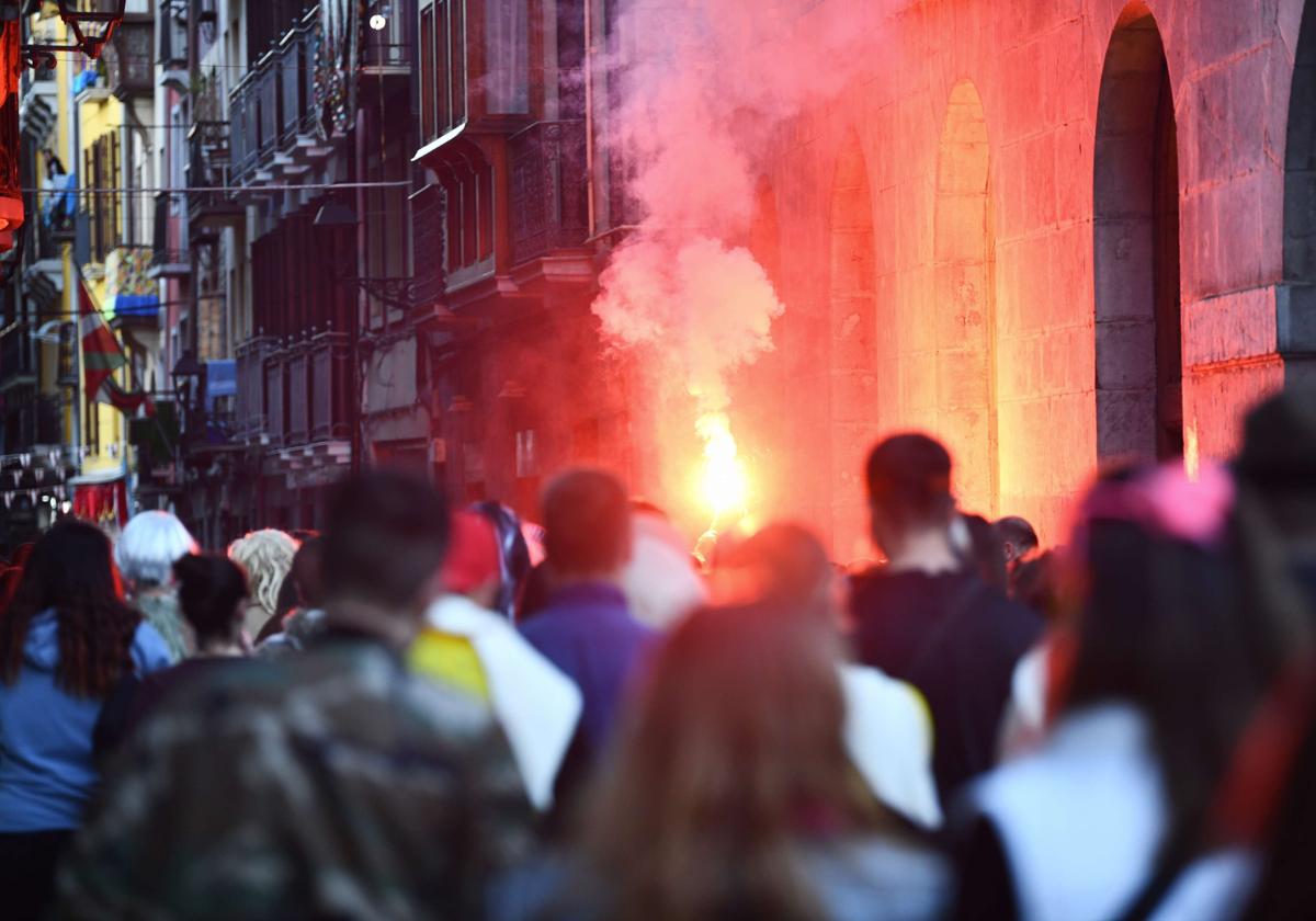 Concentración que hubo en Tolosa en apoyo al joven herido.