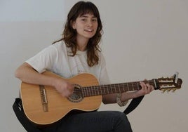 Idoia Asurmendi da los primeros pasos de su nuevo álbum 'De andar y desandar'