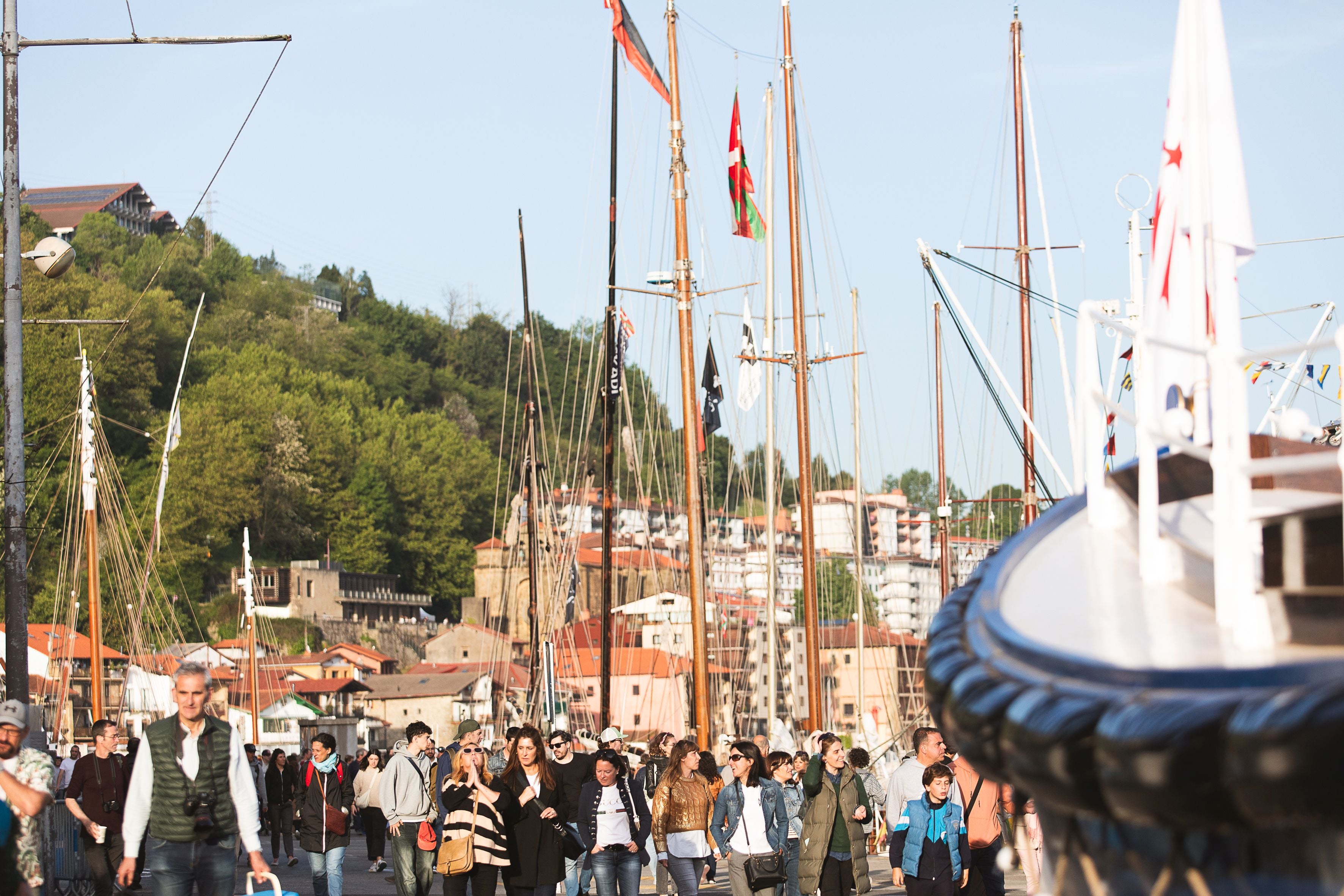 Pasaia, con la mirada puesta en el mar