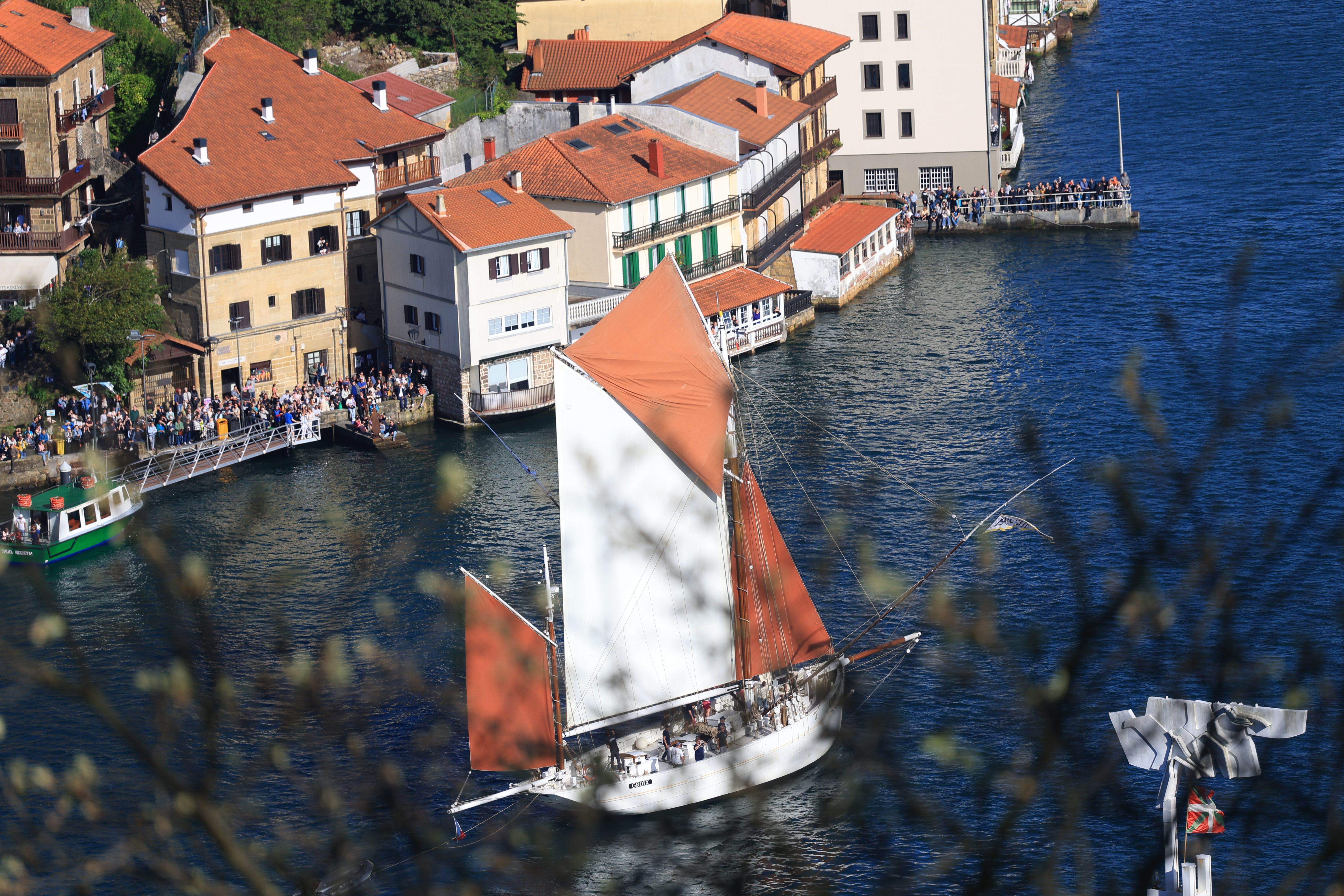 Las mejores imágenes de la entrada de los barcos en la bahía