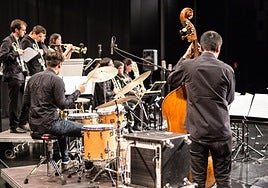 Musikene Big Band ofrecerá hoy un concierto en el Leidor.