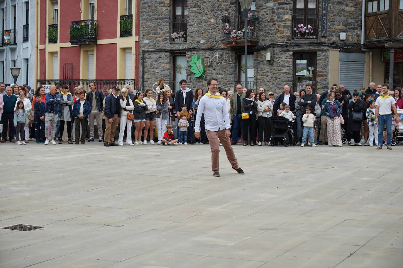 La Sokadantza del primer domingo de las fiestas de Loinaz