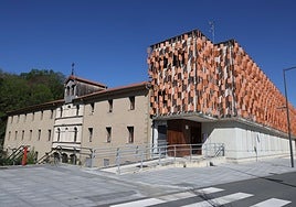 Las monjas de Kristobaldegi ofrecen al Ayuntamiento de Donostia la compra del convento