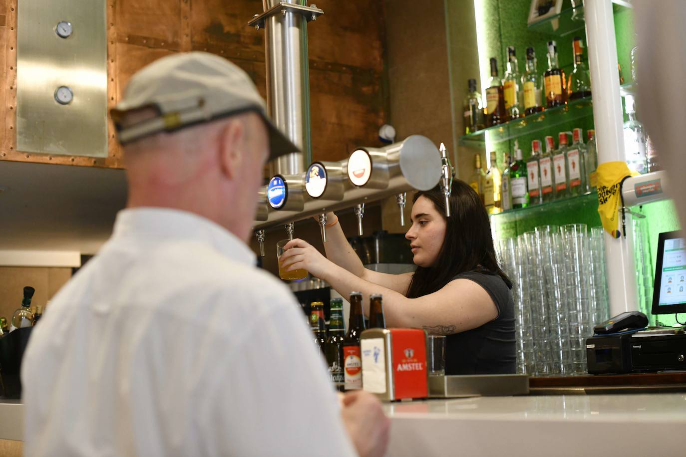 La hostelería está siendo el sector que más empleo está generando.