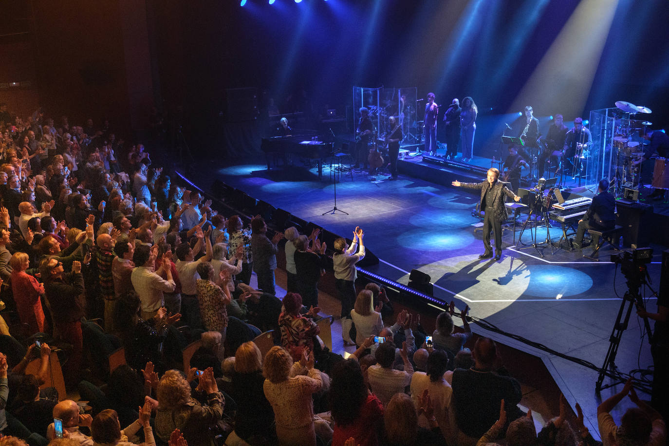 Las mejores fotos del concierto de Raphael