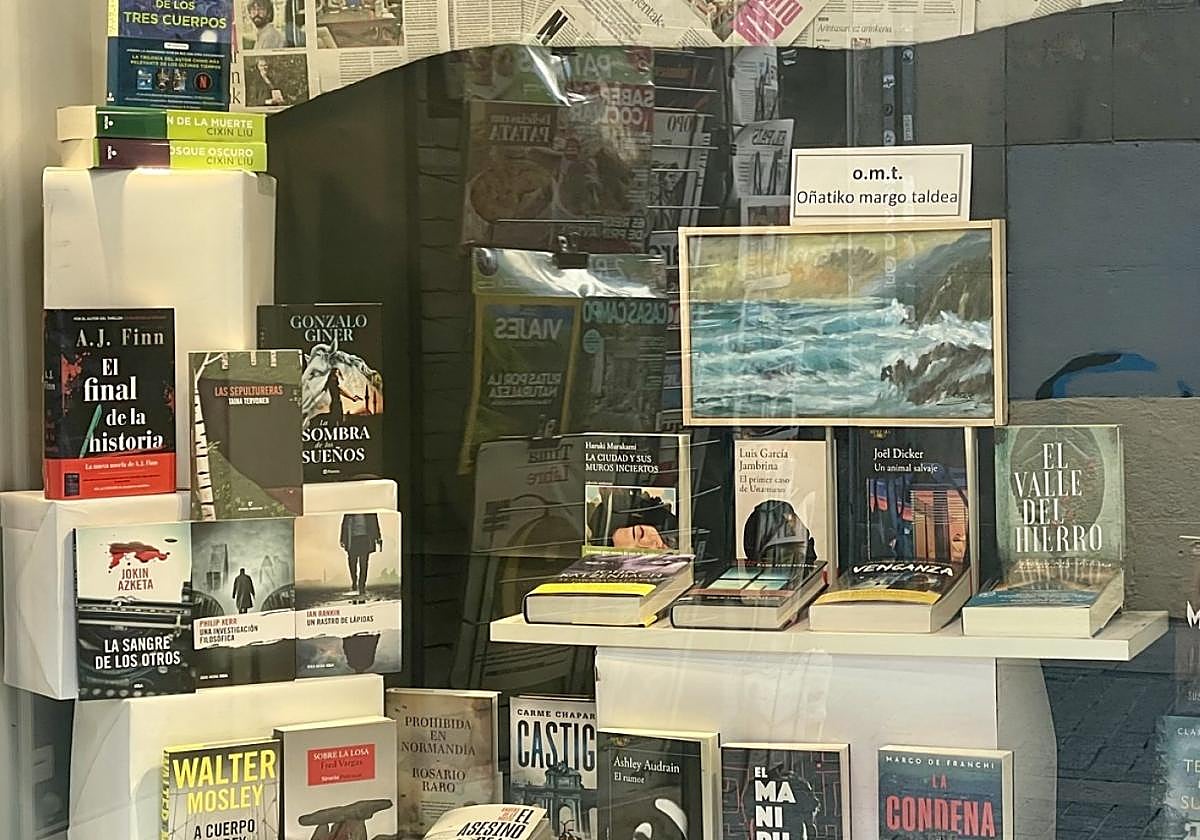 Una treintena de comercios muestra un total de 35 obras pictóricas de OMT.