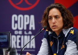 Natalia Arroyo, entrenadora de la Real Sociedad.