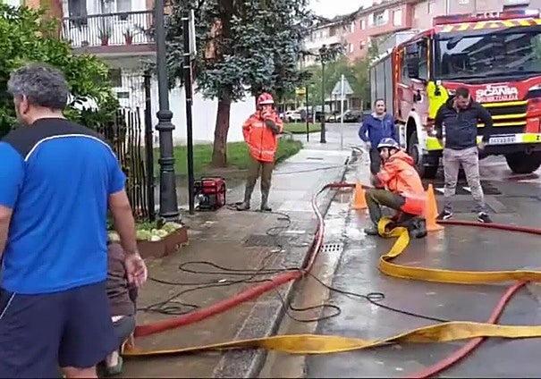 Las fuertes lluvias dejan graves inundaciones en Lazkao