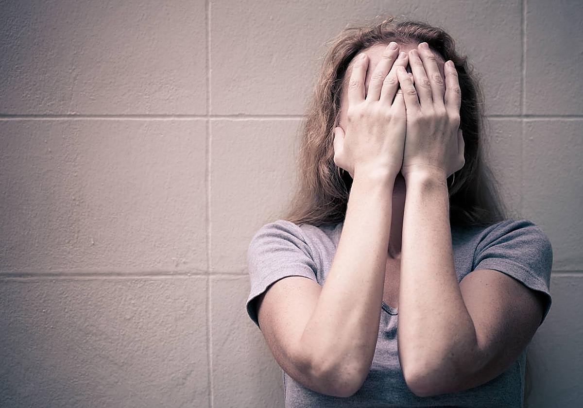 La ayuda para menores huérfanos de violencia machista se puede solicitar desde mañana.