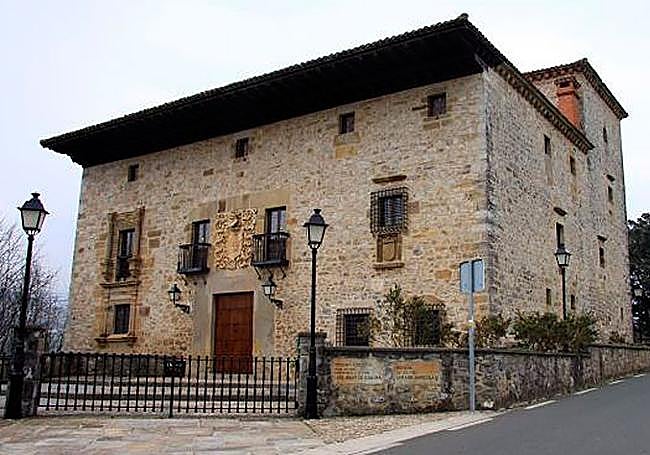 Torre solariega de Otalora en Aretxabaleta, casa natal de Ansaldo.