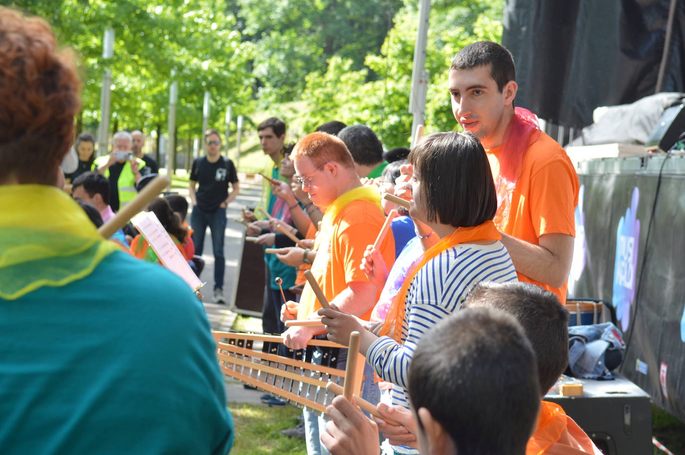 La música inunda las calles de Tolosa e Ibarra