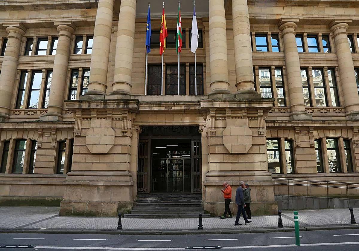 Bergara recurre la obligatoriedad de dotar de armas de fuego a la Policía Local