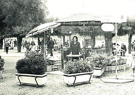 Kiosco de información turística en la plaza Cervantes.