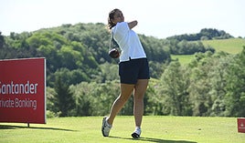 María Villanueva acaba el swing en Izki.