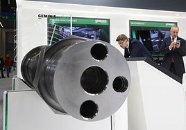 Máquina-herramienta de una empresa guipuzcoana en la Bienal que se celebra estos días en el BEC.