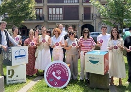 Participantes de la presentación de la iniciativa 'Geurea erabil dezakezu' este jueves, en Urretxu.