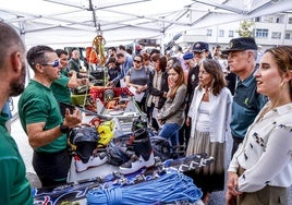 El general Mingorance, la delegada del Gobierno, Marisol Garmendia, y la jefa territorial de la Policía Nacional.