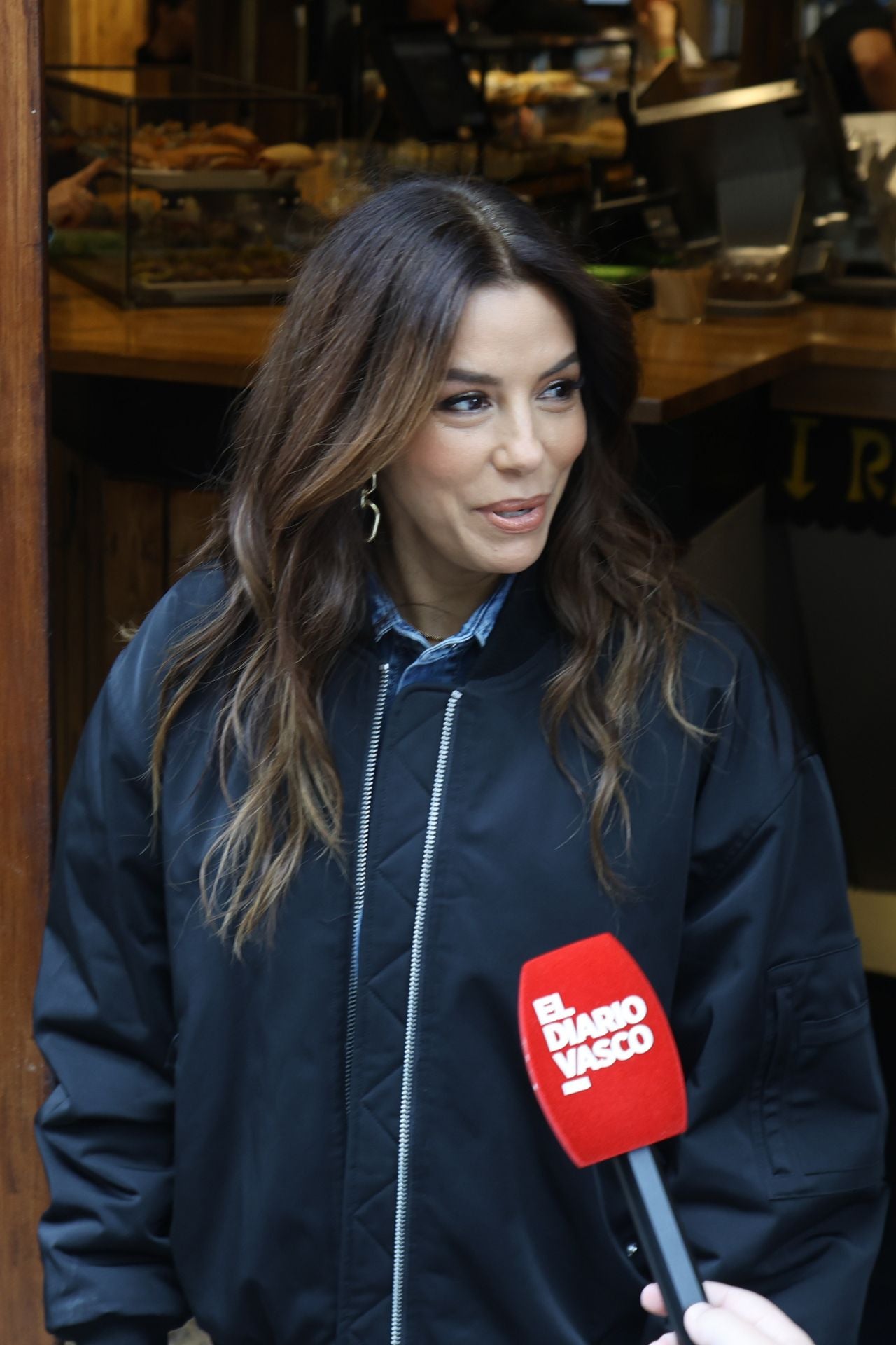 Eva Longoria disfruta de la gastronomía donostiarra