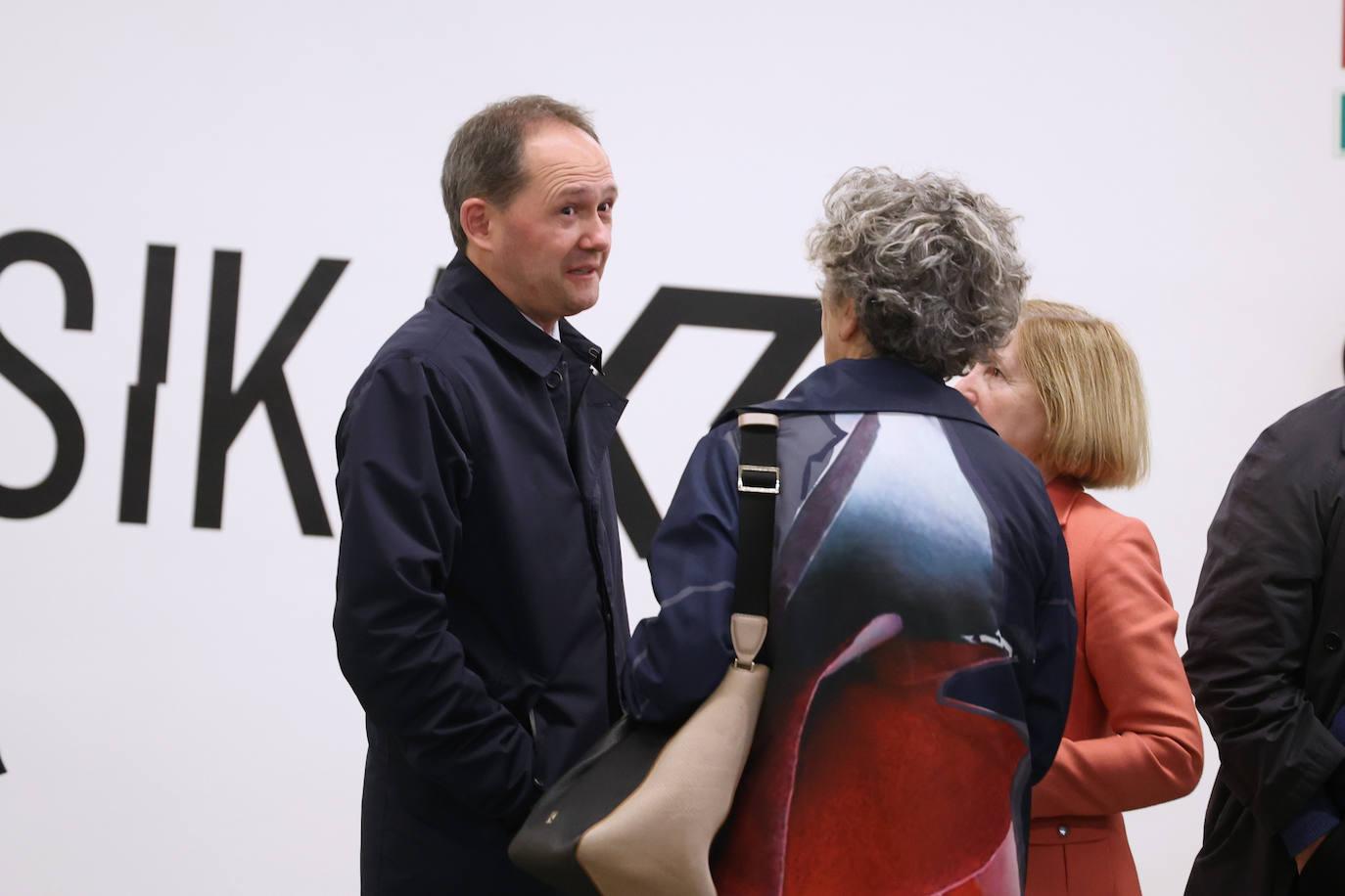 Respaldo institucional, económico y social en el acto de presentación