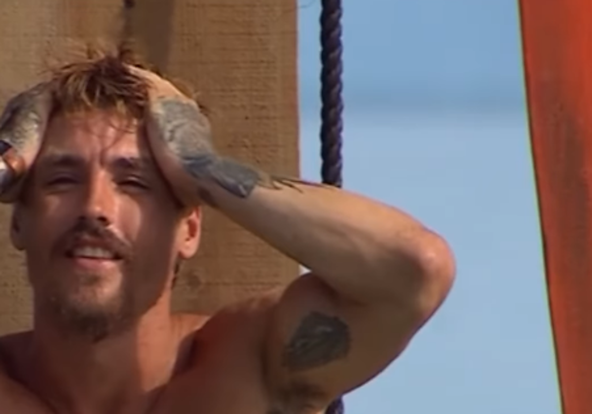 Gorka Ibarguren, exultante tras salvarse en Supervivientes.