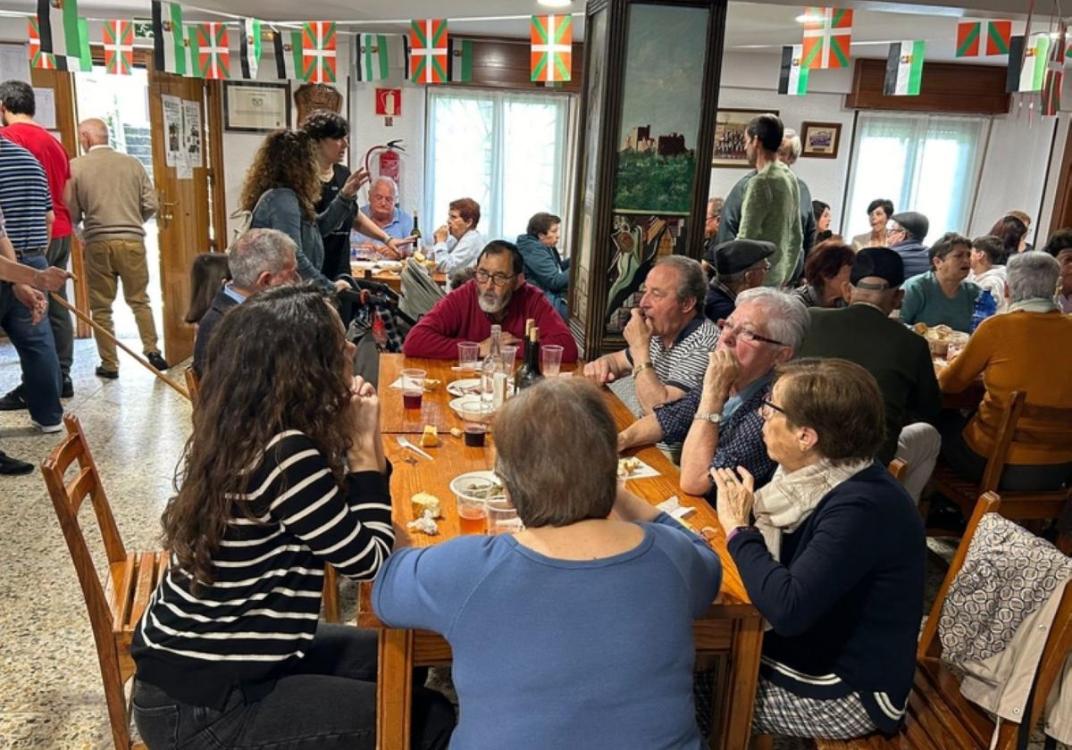 Los extremeños dieron fin a su Semana Cultural