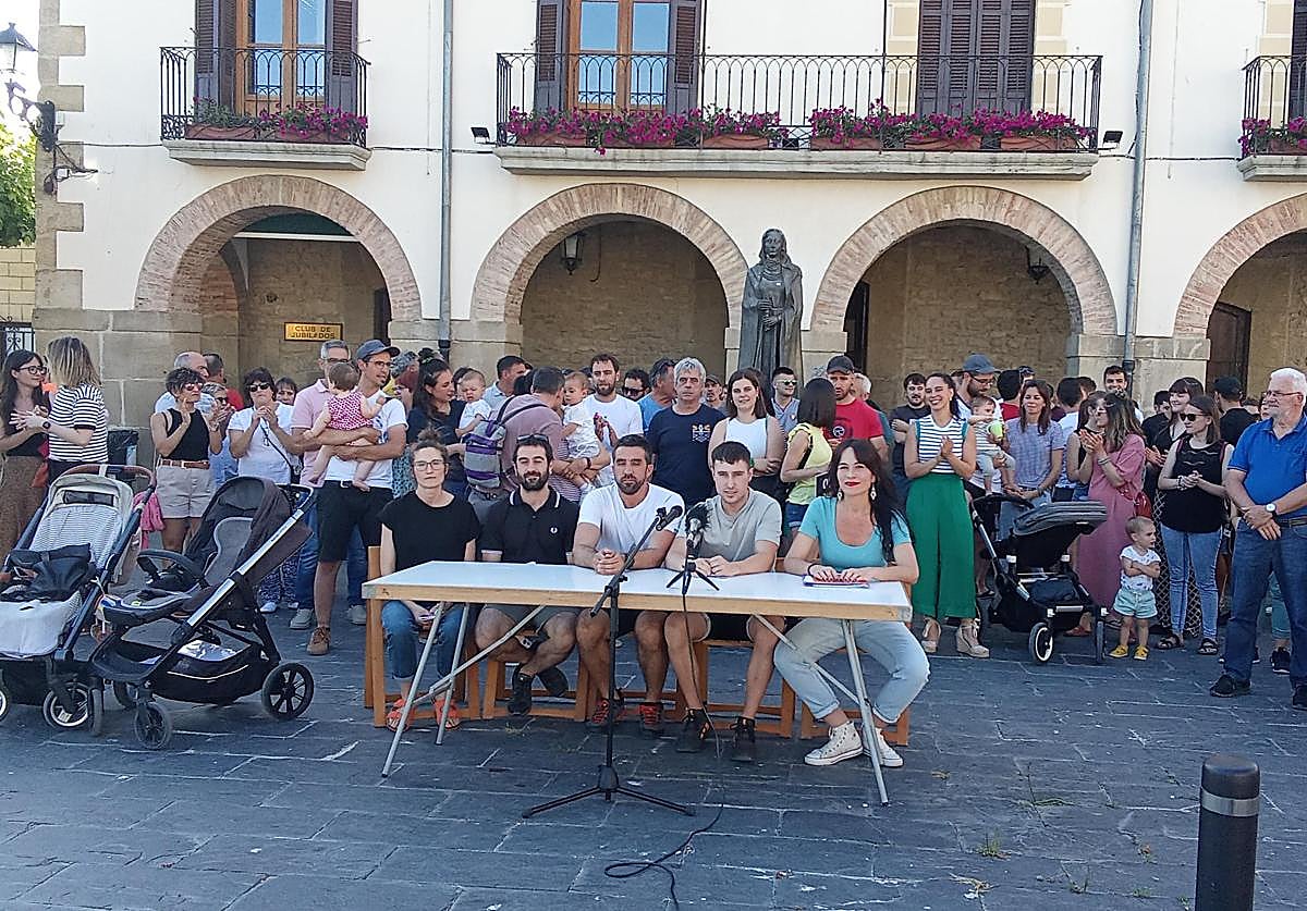 Oibarren Haur Eskola irekitzeko eskaria ukatu dutela salatu dute