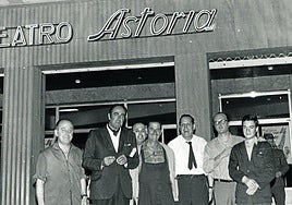 Luis Antero, Néstor Basterretxea, Marcial López, José Angel Reboredo, Fernando Larruquert y Peio Aldazábal en la proyección de 'Ama Lur'.