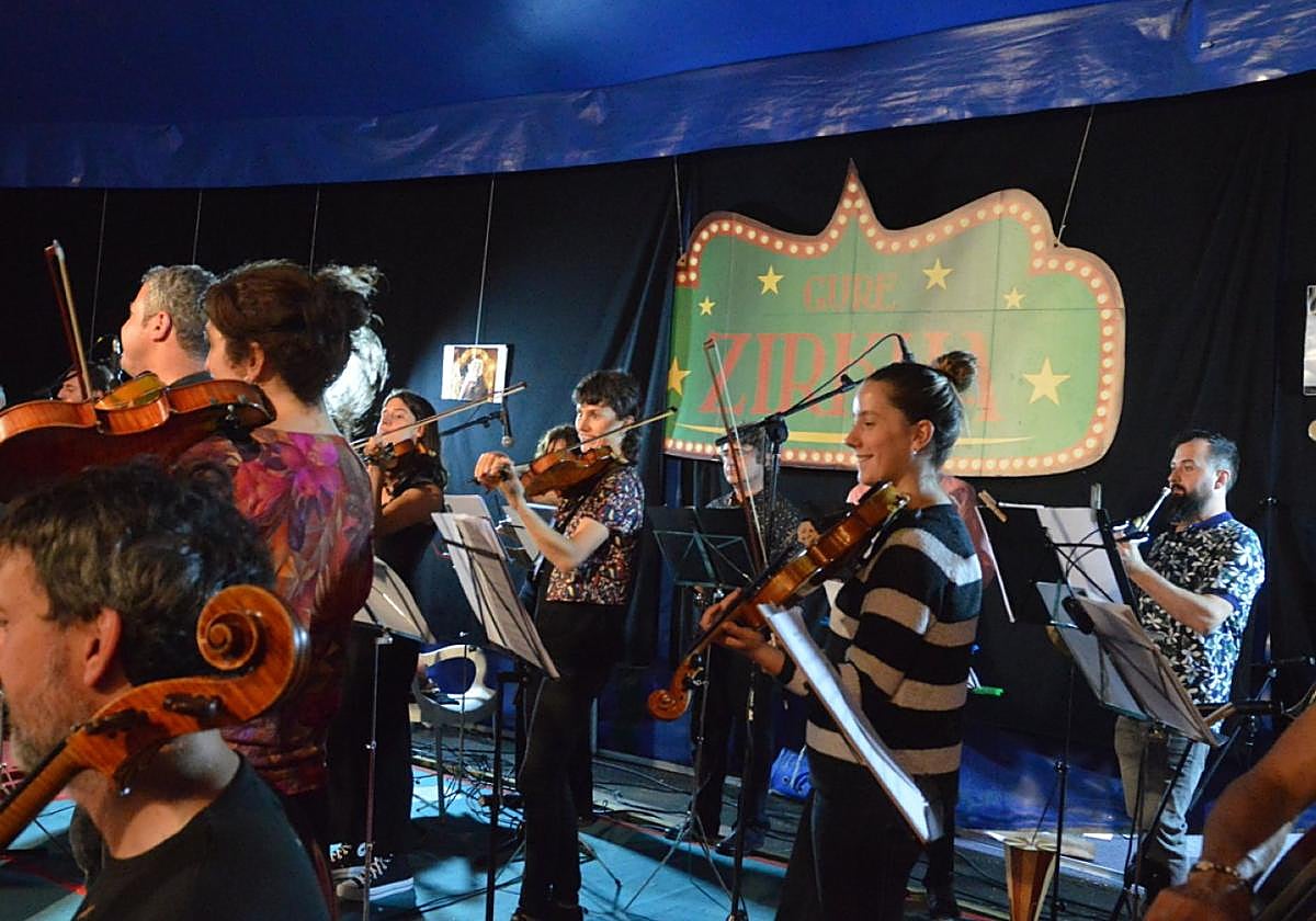 Como ocurriera hace dos años, el concierto se celebrará en las carpas de Gure Zirkua.
