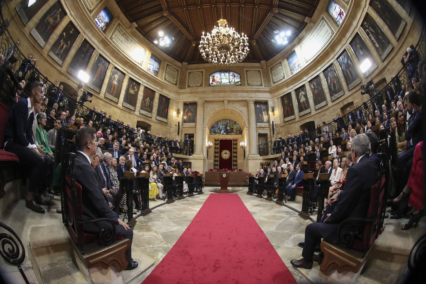 Acto de jura y toma de posesión de Imanol Pradales como lehendakari