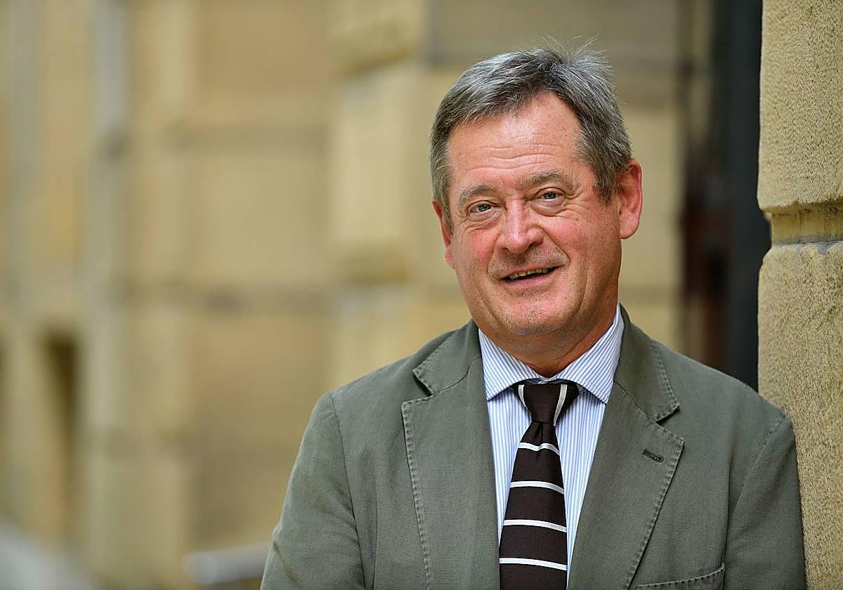 Bingen Zupiria, una voz cauta para resolver uno de los mayores retos