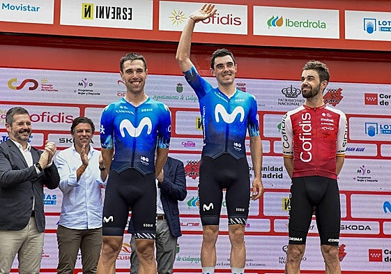 Oier Lazkano y Álex Aranburu, en el podio del Campeonato de España celebrado el domingo.