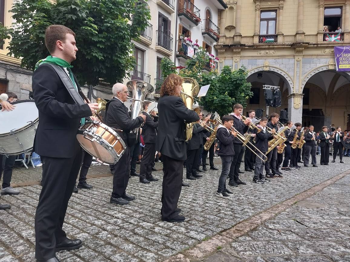 Tamborrada y conciertos por San Juan