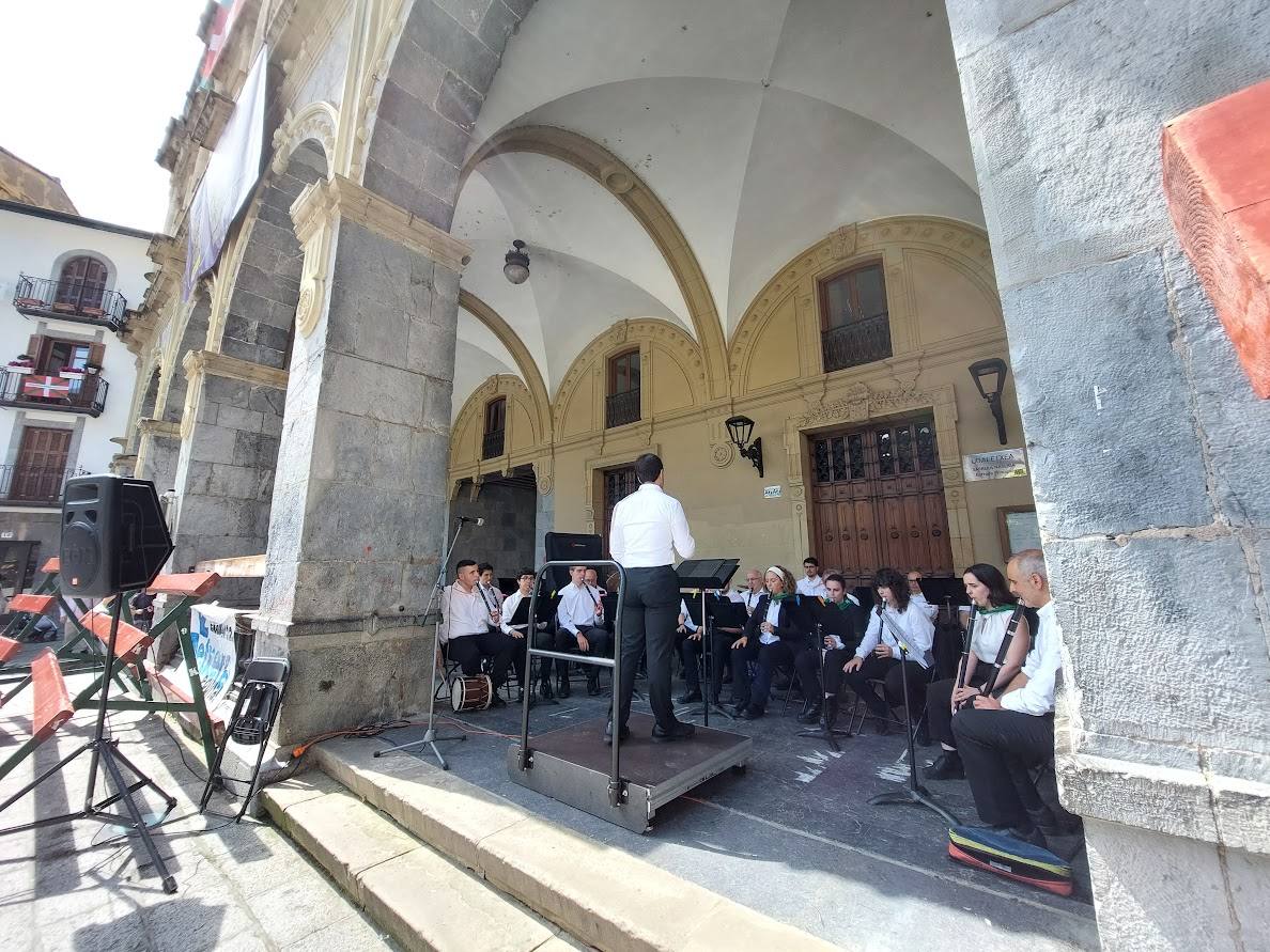 Tamborrada y conciertos por San Juan