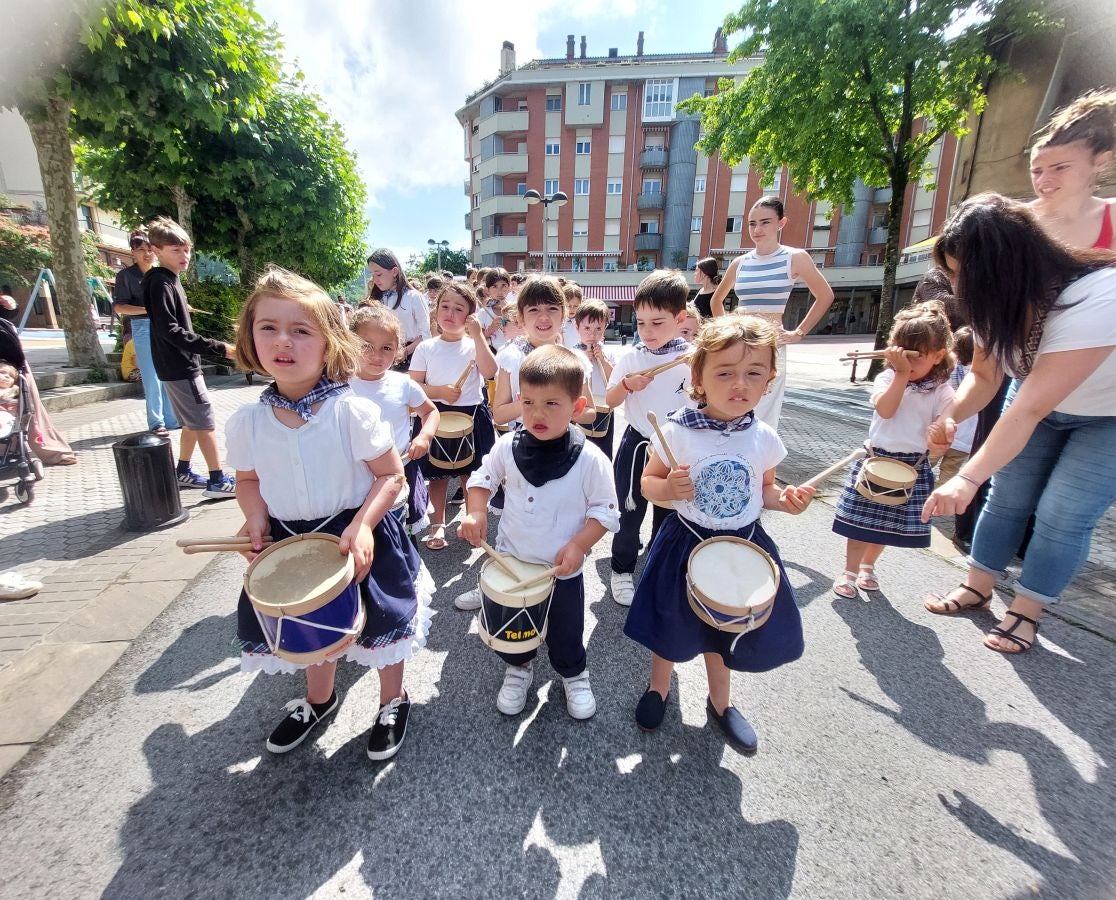 Tamborrada infantil y picoteo para celebrar San Juan