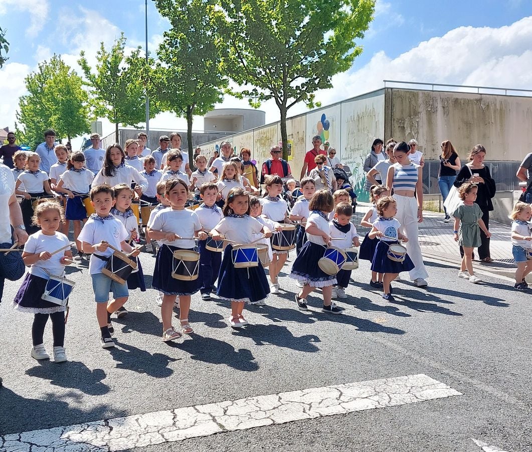 Tamborrada infantil y picoteo para celebrar San Juan