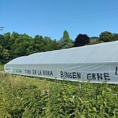 Pintadas amenazantes en Hernani contra Zupiria, nuevo consejero de Seguridad