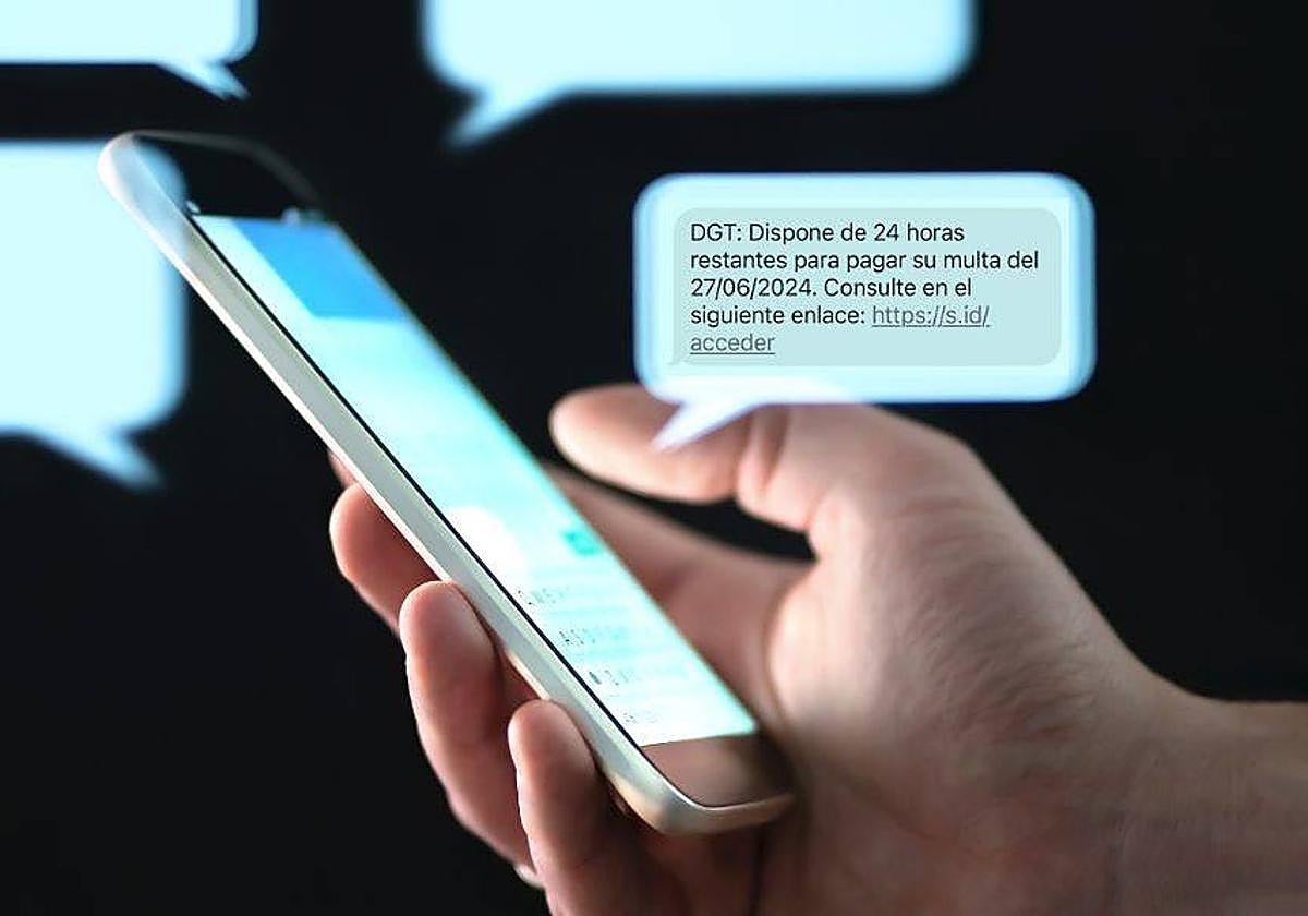 El mensaje que le llega al usuario al móvil suele estar escrito con un tono de urgencia para incitar al pago inmediato de la multa.