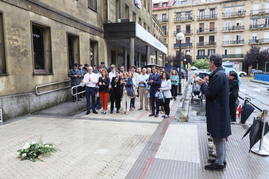 Donostia rinde tributo a la memoria de Manuel Orcera