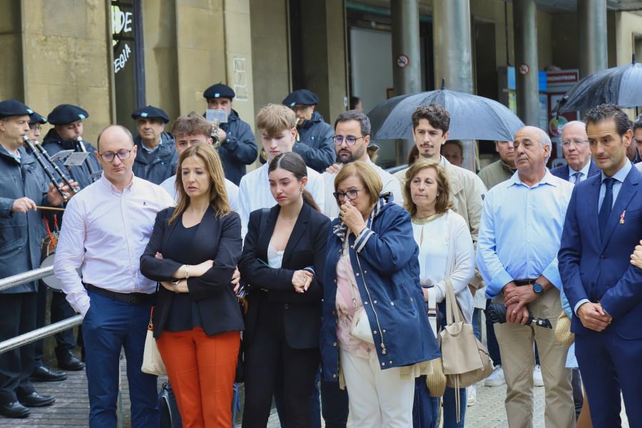 Donostia rinde tributo a la memoria de Manuel Orcera