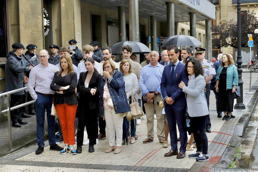 Donostia rinde tributo a la memoria de Manuel Orcera