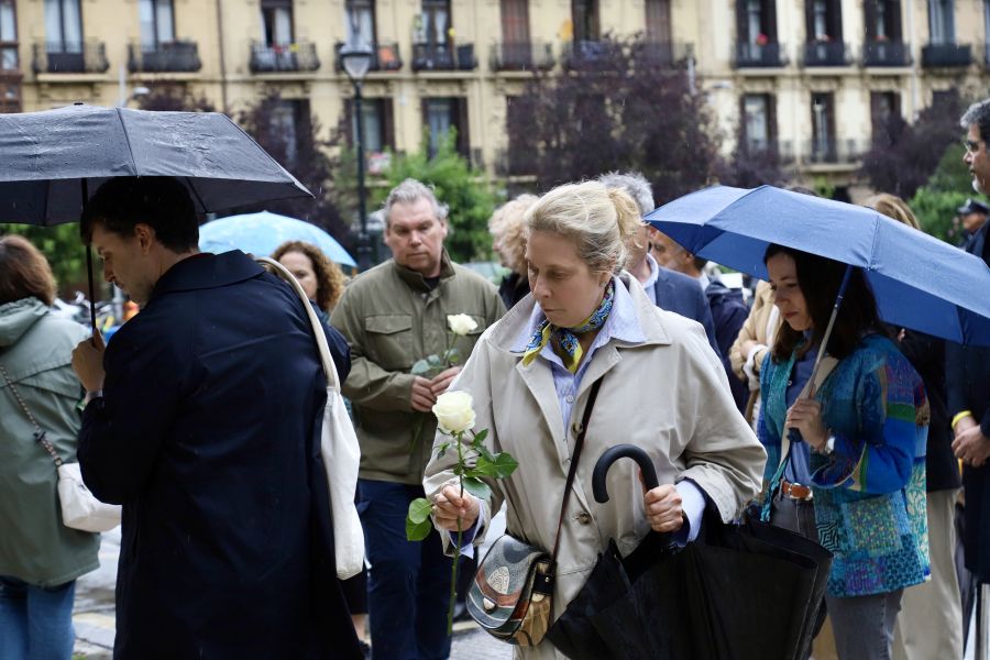 Donostia rinde tributo a la memoria de Manuel Orcera