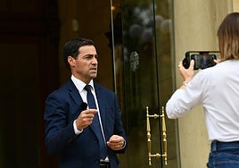 El lehendakari, Imanol Pradales, en un momento de la entrevista para DV.